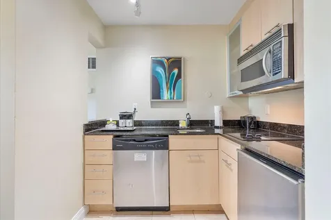 2670 E Sunrise Boulevard Fort Lauderdale FL 33304