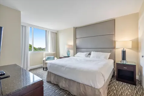 2670 E Sunrise Boulevard Fort Lauderdale FL 33304