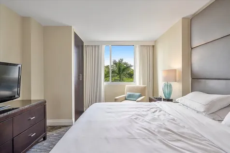 2670 E Sunrise Boulevard Fort Lauderdale FL 33304