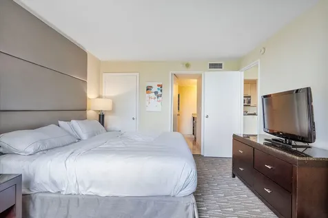 2670 E Sunrise Boulevard Fort Lauderdale FL 33304