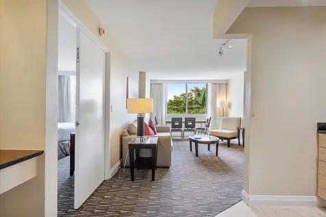 2670 E Sunrise Boulevard Fort Lauderdale FL 33304