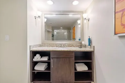 2670 E Sunrise Boulevard Fort Lauderdale FL 33304