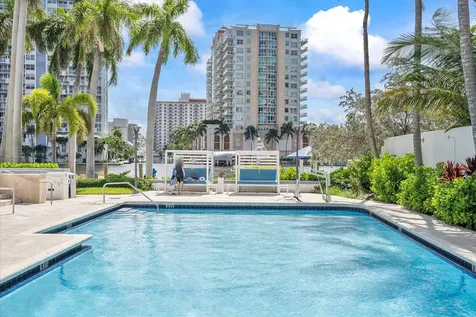 2670 E Sunrise Boulevard Fort Lauderdale FL 33304