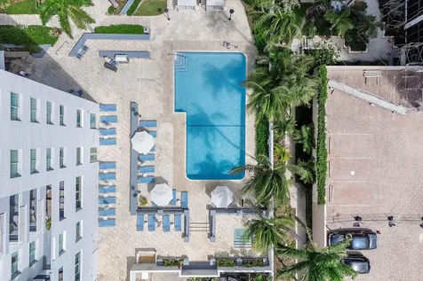 2670 E Sunrise Boulevard Fort Lauderdale FL 33304