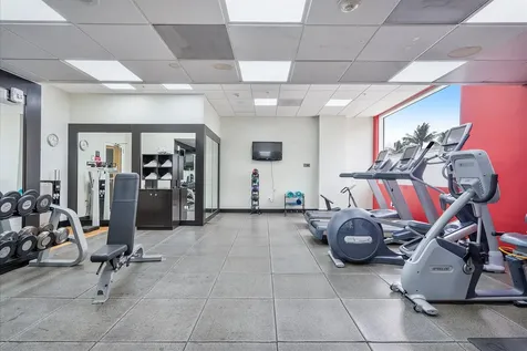 2670 E Sunrise Boulevard Fort Lauderdale FL 33304