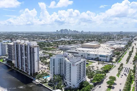 2670 E Sunrise Boulevard Fort Lauderdale FL 33304