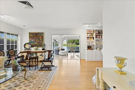 233 Rio Vista Circle Atlantis FL 33462