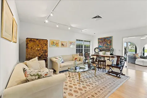 233 Rio Vista Circle Atlantis FL 33462