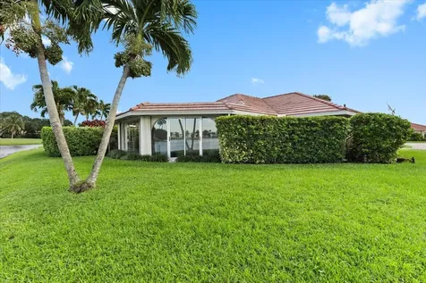 233 Rio Vista Circle Atlantis FL 33462