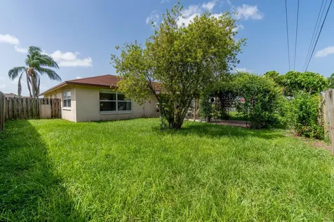 1361 Wyndcliff Drive Wellington FL 33414