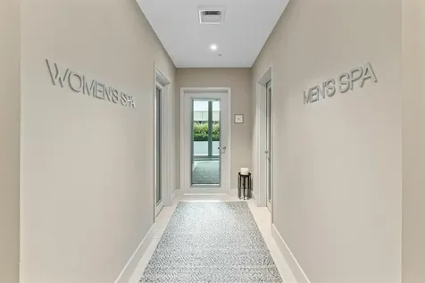1180 N Federal Highway Fort Lauderdale FL 33304