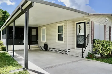 13949 Adelfa Avenue Fort Pierce FL 34951