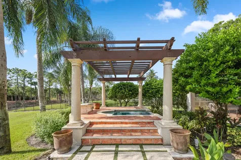 7500 Marsh Cove Palm Beach Gardens FL 33418