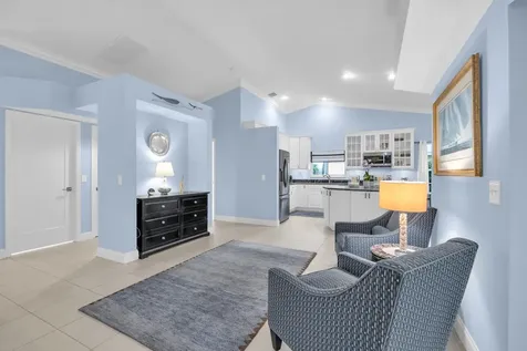 8216 Se Governors Way Hobe Sound FL 33455