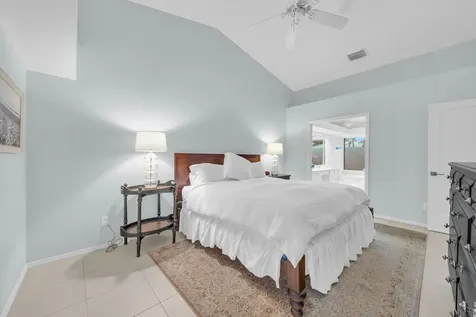 8216 Se Governors Way Hobe Sound FL 33455