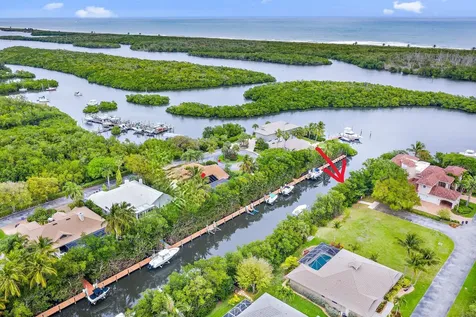 8216 Se Governors Way Hobe Sound FL 33455