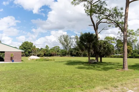 Loxahatchee Groves FL 33470