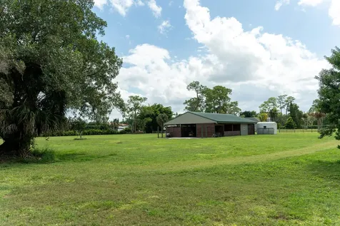 Loxahatchee Groves FL 33470