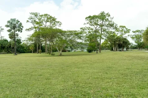 Loxahatchee Groves FL 33470