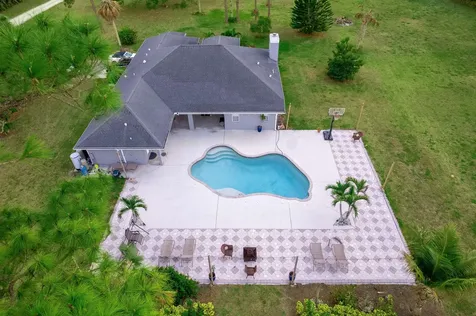 Loxahatchee Groves FL 33470
