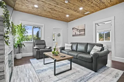 424 Malverne Road West Palm Beach FL 33405