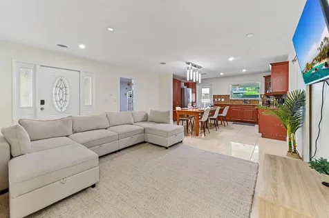 2128 Dock Street West Palm Beach FL 33401