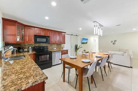 2128 Dock Street West Palm Beach FL 33401