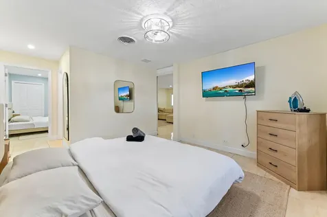 2128 Dock Street West Palm Beach FL 33401