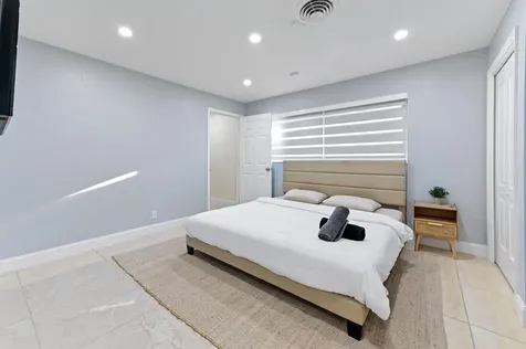 2128 Dock Street West Palm Beach FL 33401
