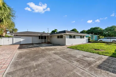 2128 Dock Street West Palm Beach FL 33401