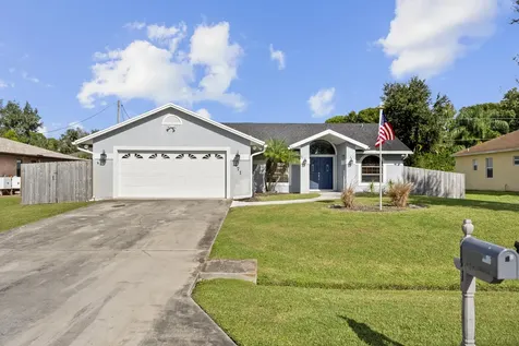 471 Se Ron Rico Terrace Port Saint Lucie FL 34983