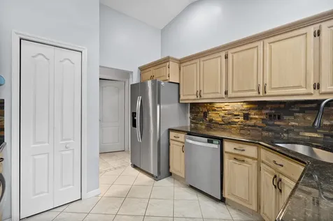 471 Se Ron Rico Terrace Port Saint Lucie FL 34983