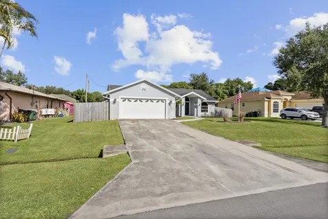 471 Se Ron Rico Terrace Port Saint Lucie FL 34983