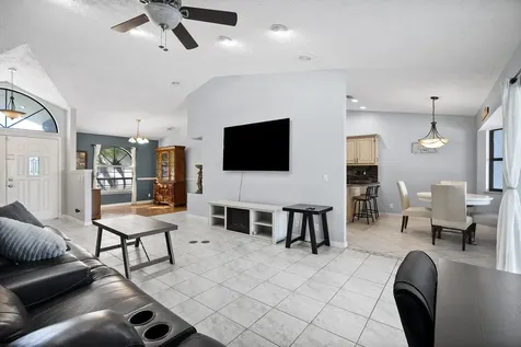 471 Se Ron Rico Terrace Port Saint Lucie FL 34983