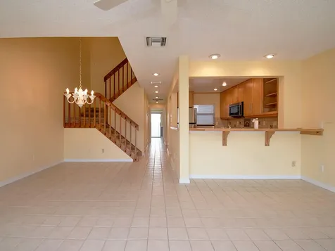 1102 Se Mitchell Avenue Port Saint Lucie FL 34952