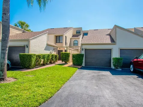 1102 Se Mitchell Avenue Port Saint Lucie FL 34952