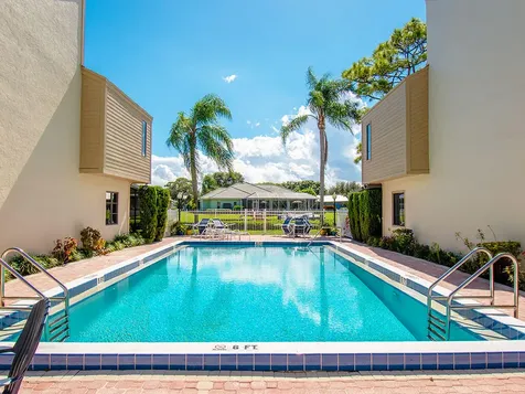 1102 Se Mitchell Avenue Port Saint Lucie FL 34952