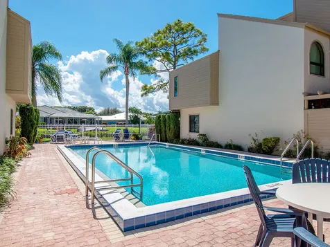 1102 Se Mitchell Avenue Port Saint Lucie FL 34952