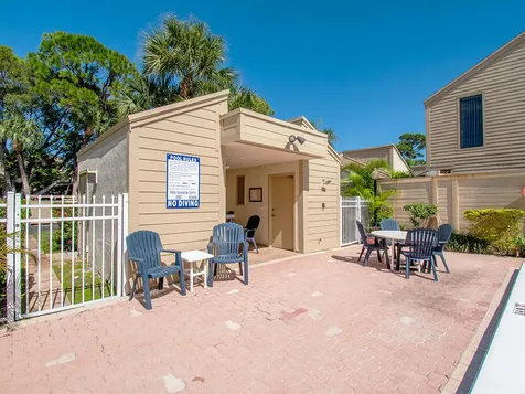 1102 Se Mitchell Avenue Port Saint Lucie FL 34952