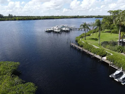 1102 Se Mitchell Avenue Port Saint Lucie FL 34952