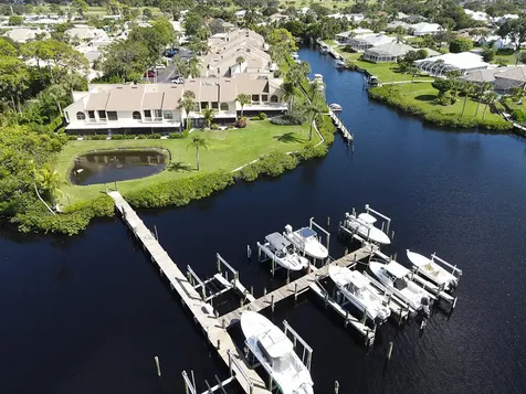 1102 Se Mitchell Avenue Port Saint Lucie FL 34952