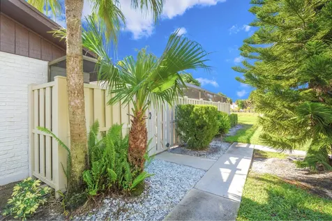 9927 Boca Gardens Trail Boca Raton FL 33496