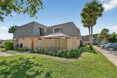 2409 24th Way West Palm Beach FL 33407