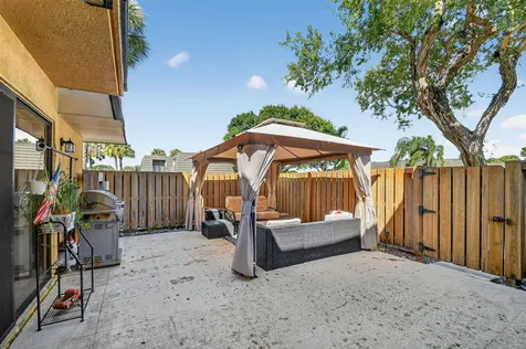 2409 24th Way West Palm Beach FL 33407