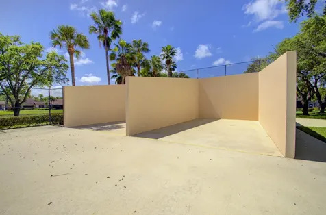 2409 24th Way West Palm Beach FL 33407