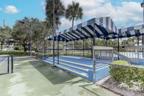 2409 24th Way West Palm Beach FL 33407
