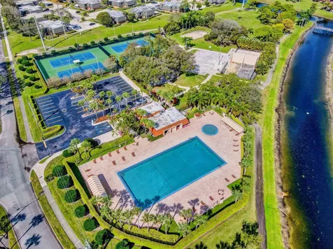 2409 24th Way West Palm Beach FL 33407
