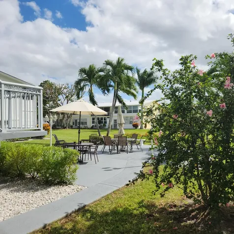 164 Sheffield G West Palm Beach FL 33417