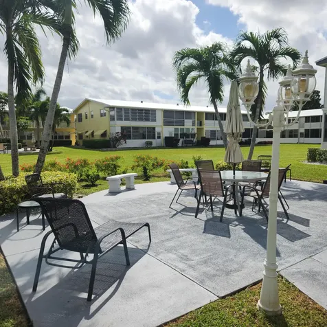 164 Sheffield G West Palm Beach FL 33417