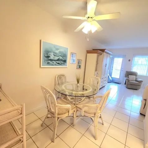164 Sheffield G West Palm Beach FL 33417